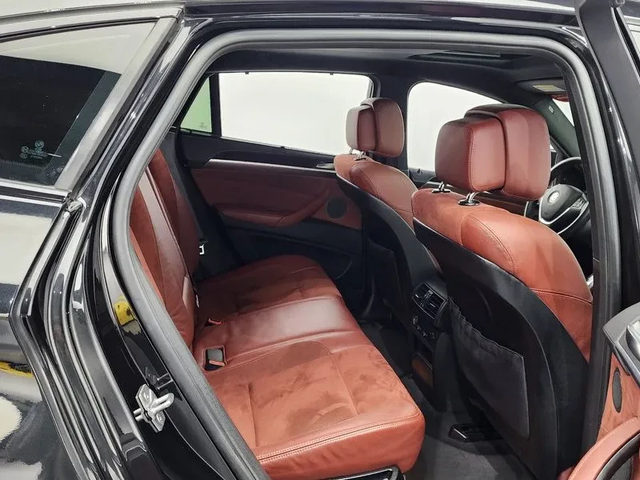 BMW X6 30D - автомобили, коли, обяви за нови и употребявани 11