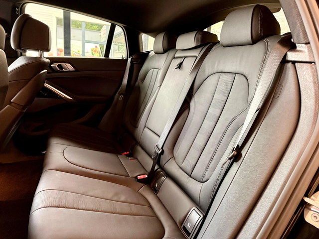 BMW X6 d* M pack* Лизинг* Гаранция* - автомобили, коли, обяви за нови и употребявани 11