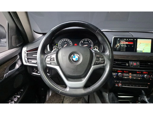 BMW X6 3.0D xDrive* HARMAN KARDON* DIGITAL* HEAD-UP* 360* - автомобили, коли, обяви за нови и употребявани 7