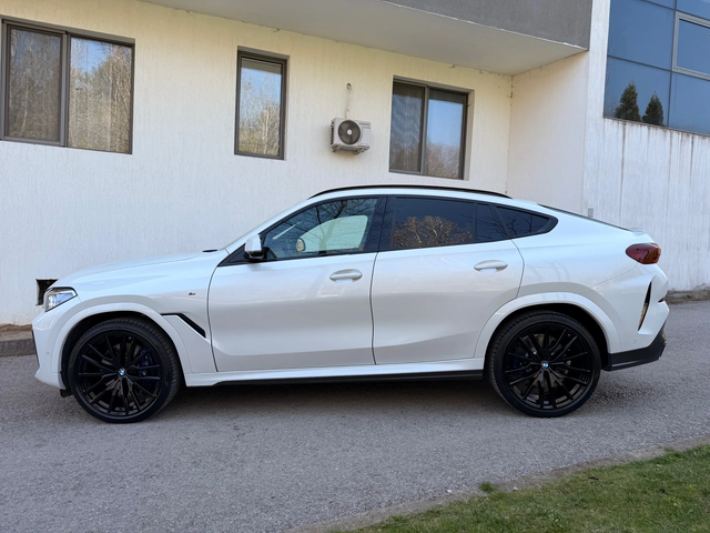 BMW X6 4.0d / M-OPTIC / LASER - автомобили, коли, обяви за нови и употребявани 3
