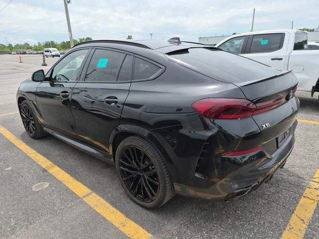 BMW X6 M50i - автомобили, коли, обяви за нови и употребявани 3