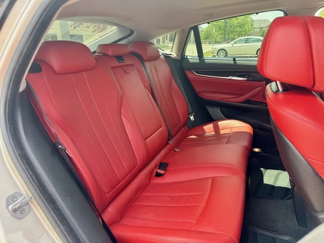 BMW X6 xDrive 50i AWD - автомобили, коли, обяви за нови и употребявани 10