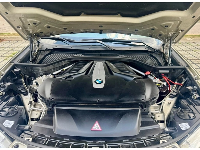 BMW X6 xDrive 50i AWD - автомобили, коли, обяви за нови и употребявани 12