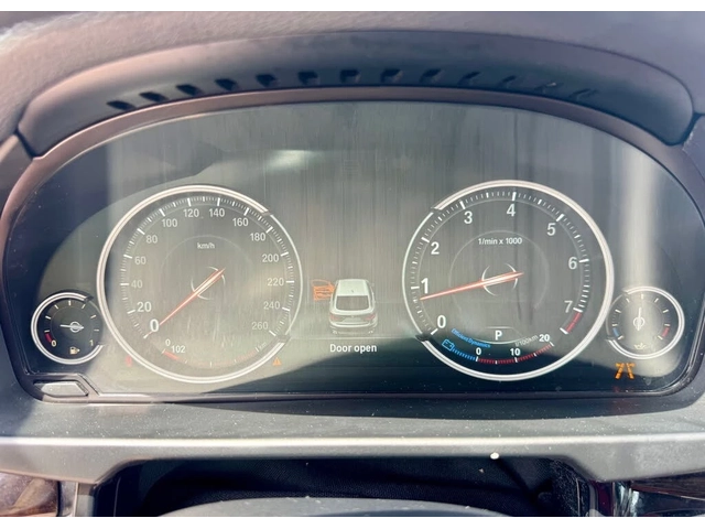 BMW X6 xDrive 50i AWD - автомобили, коли, обяви за нови и употребявани 6