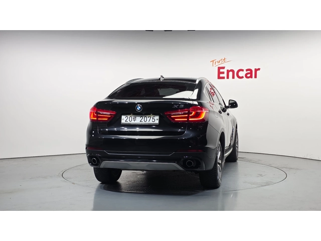 BMW X6 - автомобили, коли, обяви за нови и употребявани 3