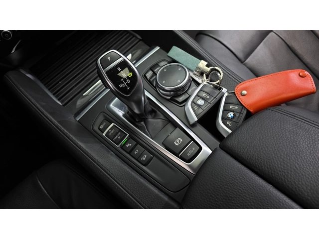 BMW X6 - автомобили, коли, обяви за нови и употребявани 6