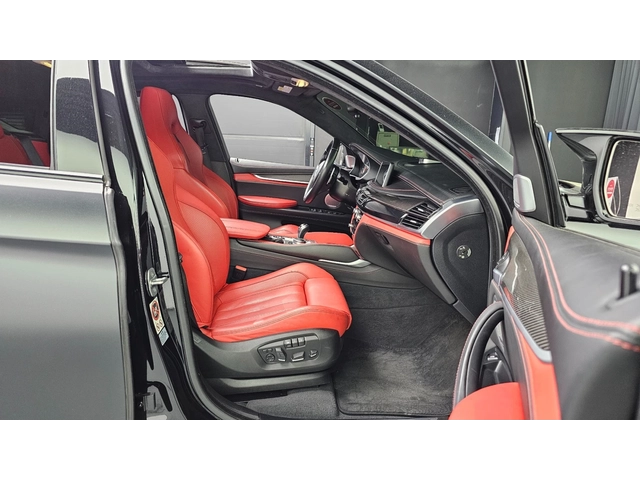 BMW X6 M 4.4 - автомобили, коли, обяви за нови и употребявани 11