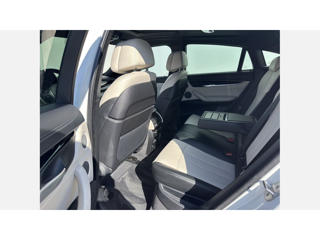 BMW X6 M50d - автомобили, коли, обяви за нови и употребявани 8