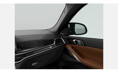 BMW X6 M60i xDrive - автомобили, коли, обяви за нови и употребявани 9