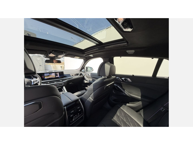 BMW X6 M60i xDrive - автомобили, коли, обяви за нови и употребявани 10