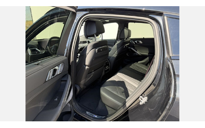 BMW X6 M60i xDrive - автомобили, коли, обяви за нови и употребявани 9