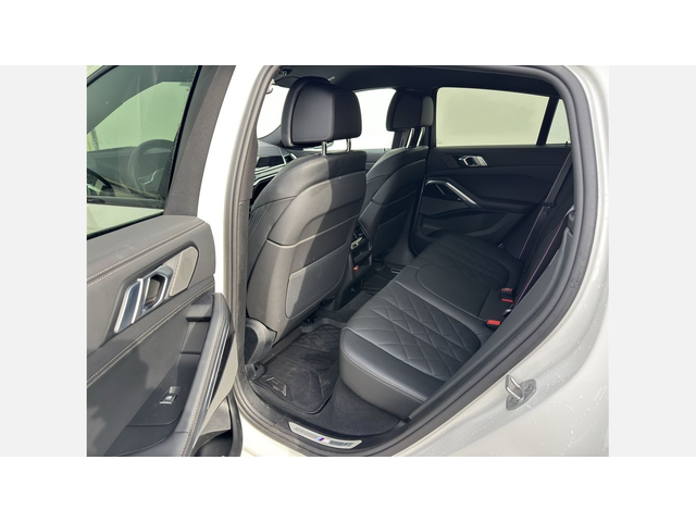 BMW X6 xDrive30d - автомобили, коли, обяви за нови и употребявани 8