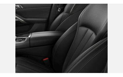 BMW X6 xDrive30d - автомобили, коли, обяви за нови и употребявани 8