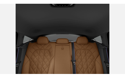 BMW X6 xDrive40d - автомобили, коли, обяви за нови и употребявани 10