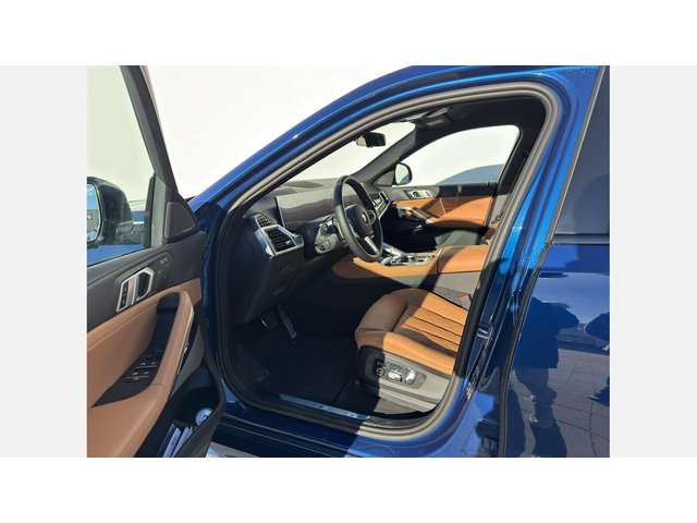 BMW X6 xDrive40d - автомобили, коли, обяви за нови и употребявани 7