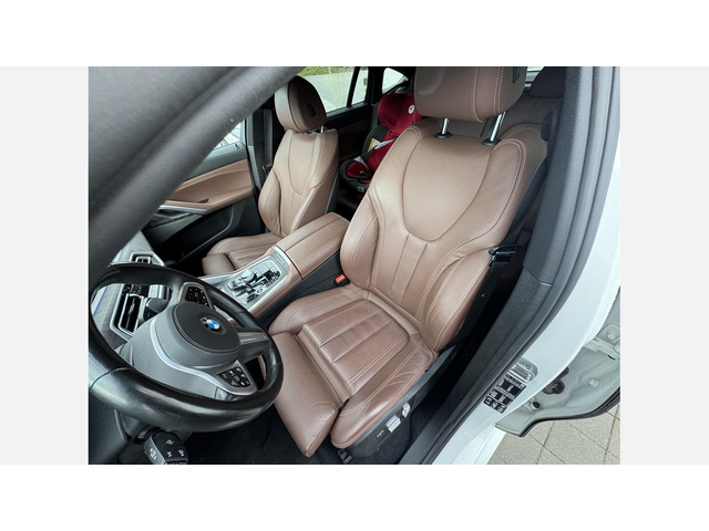 BMW X6 xDrive40d - автомобили, коли, обяви за нови и употребявани 4