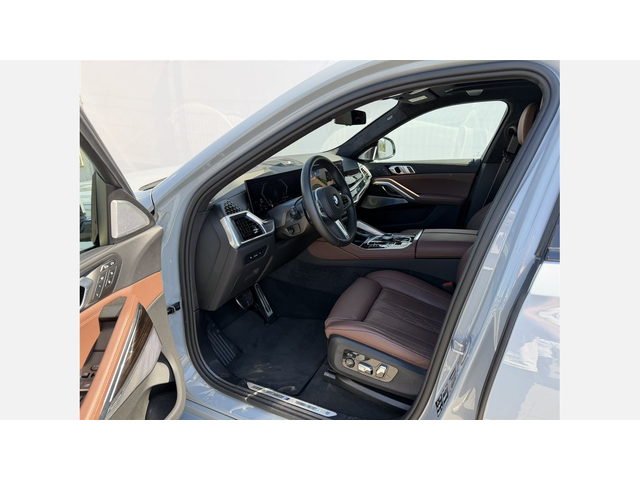 BMW X6 xDrive40d M Sport - автомобили, коли, обяви за нови и употребявани 7