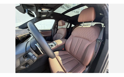 BMW X6 xDrive40d M Sport - автомобили, коли, обяви за нови и употребявани 8