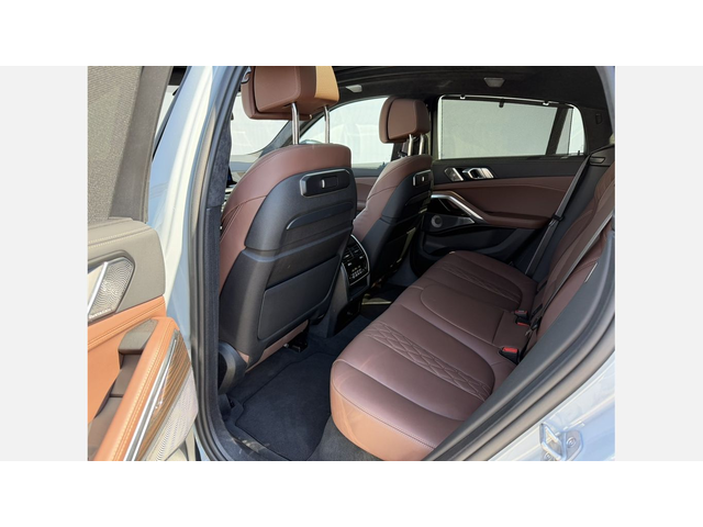BMW X6 xDrive40d M Sport - автомобили, коли, обяви за нови и употребявани 9