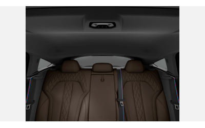 BMW X6 xDrive40i - автомобили, коли, обяви за нови и употребявани 11