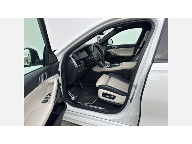 BMW X6 xDrive40i - автомобили, коли, обяви за нови и употребявани 7