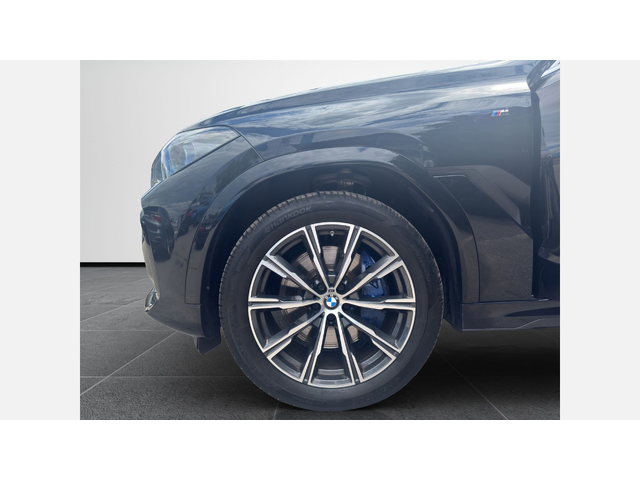BMW X6 xDrive40i - автомобили, коли, обяви за нови и употребявани 4