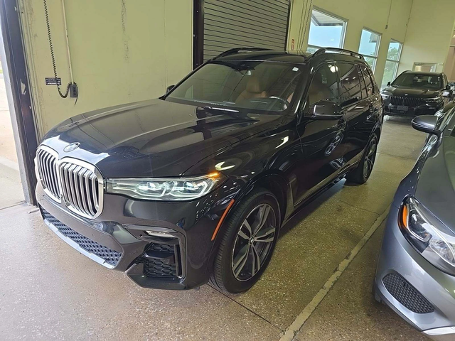 BMW X7 M-PACK* SKY PANO* 7МЕСТА* HARMAN* LANE ASSIST* KEY - автомобили, коли, обяви за нови и употребявани 0