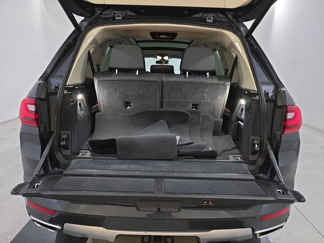 BMW X7 МАСАЖ* ОБДУХ* ВАКУМ* 360* HEADUP* 7МЕСТА* HARMAN* - автомобили, коли, обяви за нови и употребявани 15