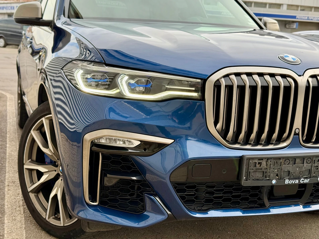 BMW X7 M50D+ 7места+ TV+ Head Up+ Панорама+ 360камера - автомобили, коли, обяви за нови и употребявани 7