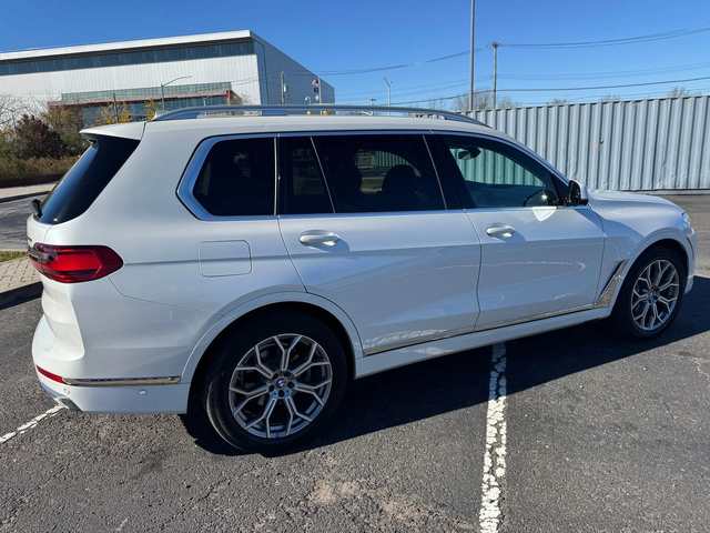 BMW X7 Mineral White Metallic - автомобили, коли, обяви за нови и употребявани 1