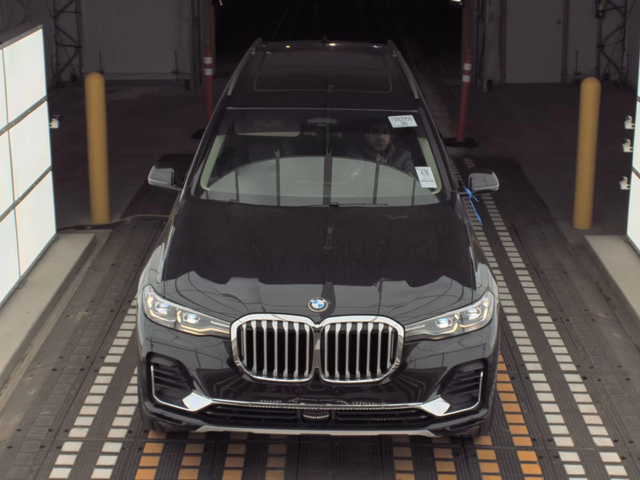 BMW X7 Black Sapphire Metallic - автомобили, коли, обяви за нови и употребявани 1