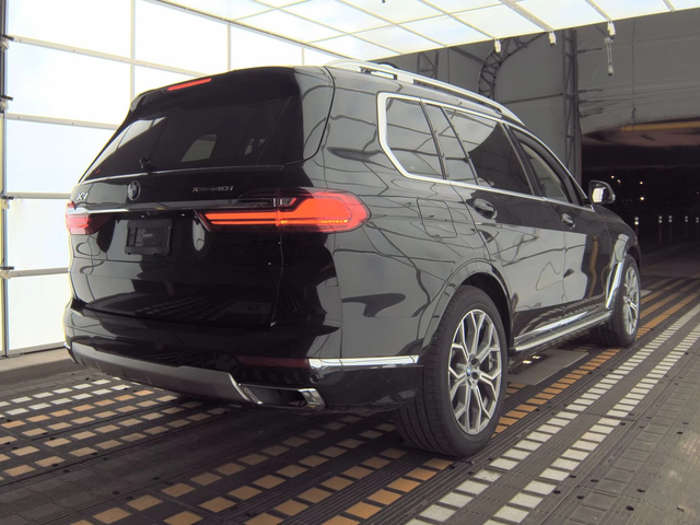 BMW X7 Black Sapphire Metallic - автомобили, коли, обяви за нови и употребявани 3
