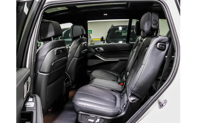 BMW X7 Alpine White* Ultimate Luxury - автомобили, коли, обяви за нови и употребявани 8