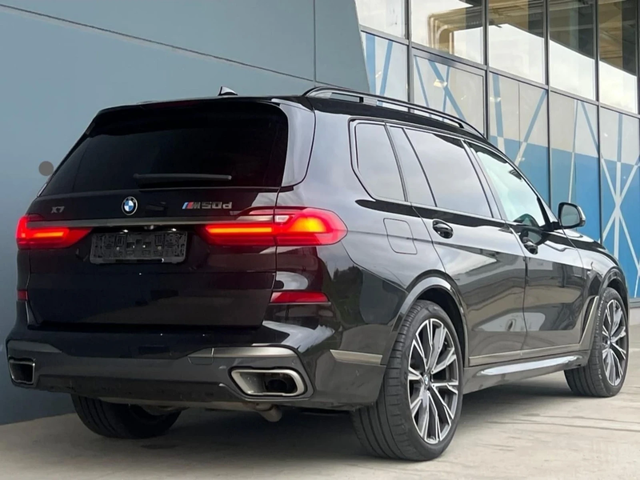 BMW X7 Очакван Внос BMW X7 M50d PANORAMA* ASSIST* 6+ 1* L - автомобили, коли, обяви за нови и употребявани 4