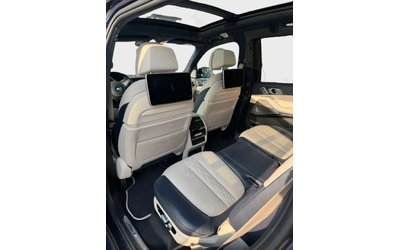 BMW X7 ОЧАКВАН ВНОС BMW X7 M50d Individual* 3xTV* 6+ 1 - автомобили, коли, обяви за нови и употребявани 7