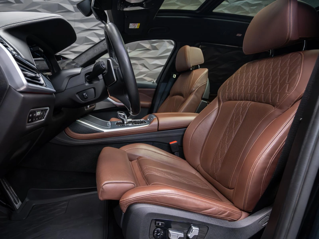 BMW X7 M50D  M-PACK H&K* 360* MASSAGE* Обдухване - автомобили, коли, обяви за нови и употребявани 7