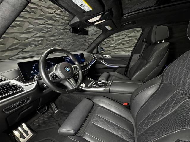 BMW X7 xDrive40i M-pack H&K* 360* Lift* Massage - автомобили, коли, обяви за нови и употребявани 6
