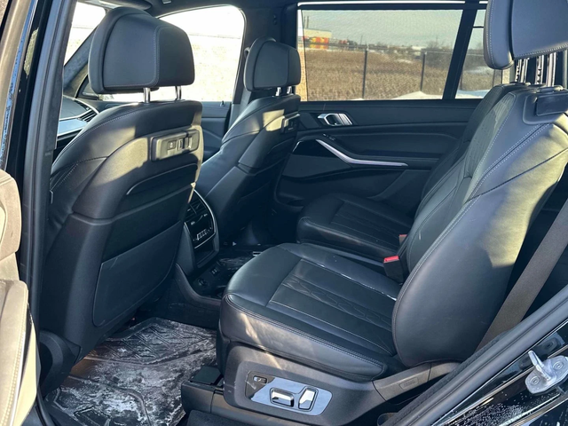 BMW X7 M-pkg* Shadow-line* Massage* Distronic* 360View* В - автомобили, коли, обяви за нови и употребявани 14