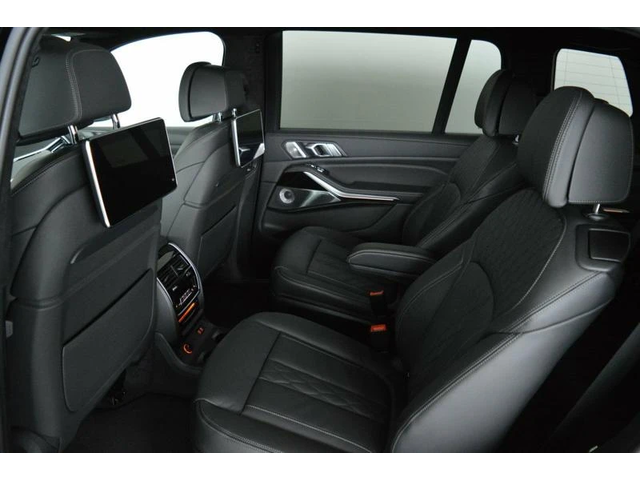 BMW X7 M50i - автомобили, коли, обяви за нови и употребявани 10