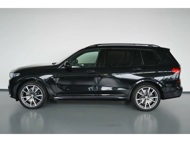 BMW X7 M50i - автомобили, коли, обяви за нови и употребявани 2