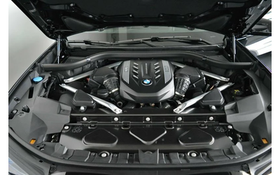 BMW X7 M50i - автомобили, коли, обяви за нови и употребявани 6