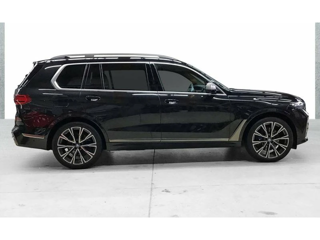BMW X7 M50d - автомобили, коли, обяви за нови и употребявани 3