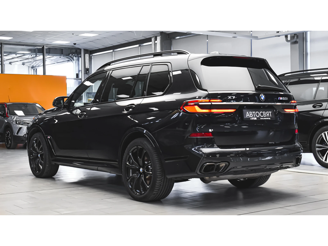 BMW X7 M60i xDrive MHEV Sportautomatic - автомобили, коли, обяви за нови и употребявани 6