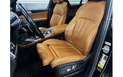 BMW X7 - автомобили, коли, обяви за нови и употребявани 8