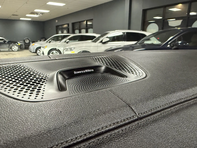 BMW X7 M-PK* M-BRAKES* B&W* 360* LA* ВЪЗДУХ* AMBIENT* KEY - автомобили, коли, обяви за нови и употребявани 6