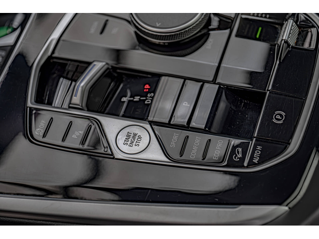 BMW X7 40d/Harman Kardon/HuD/Камера 360/6+1/Панорама/ - автомобили, коли, обяви за нови и употребявани 10