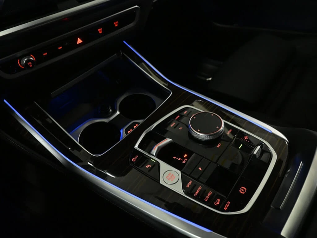 BMW X7 * xDrive * * HeadUp* AвтоКредит* (ЦЕНА ДО БГ) - автомобили, коли, обяви за нови и употребявани 13