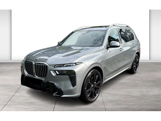 BMW X7 xDrive40d M Sport AHK - автомобили, коли, обяви за нови и употребявани 0