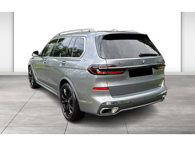 BMW X7 xDrive40d M Sport AHK - автомобили, коли, обяви за нови и употребявани 1