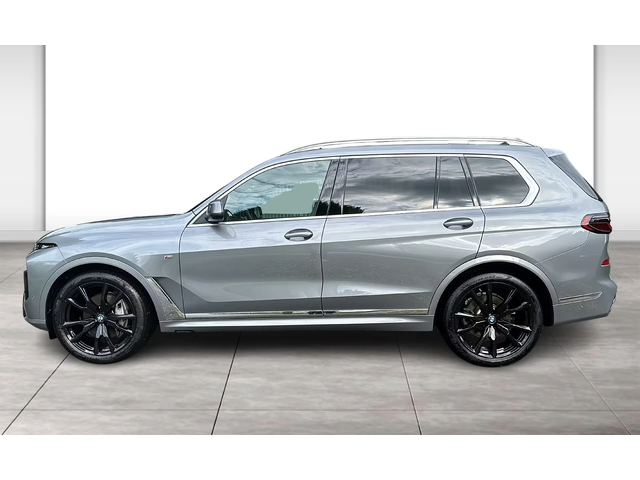 BMW X7 xDrive40d M Sport AHK - автомобили, коли, обяви за нови и употребявани 2